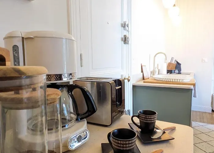 La Belle Epoque Apartment *